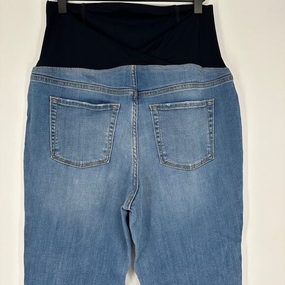 Ingrid and Isabel Straight Crop Distressed Over The Belly Maternity Jeans 10 - Picture 7 of 11